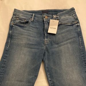 MOTHER The High Waisted Looker Frayed Ankle Skinny Jeans